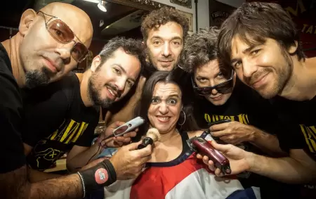 Los Raviolis y la catarsis colectiva de criar sin filtro