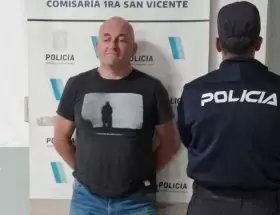 Un concejal libertario fue aprehendido en San Vicente al circular en un veh�culo con pedido de secuestro activo y documentaci�n falsa