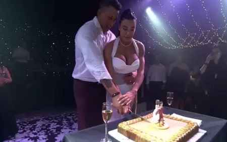 Patricio Albacete y Pamela Pombo en la fiesta de casamiento de junio de 2024.