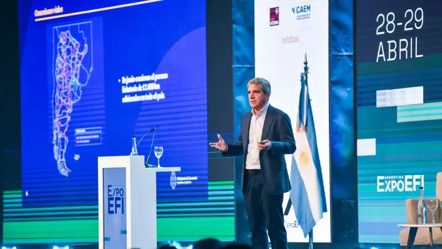 Luis Caputo desde la Expo EFI 2026