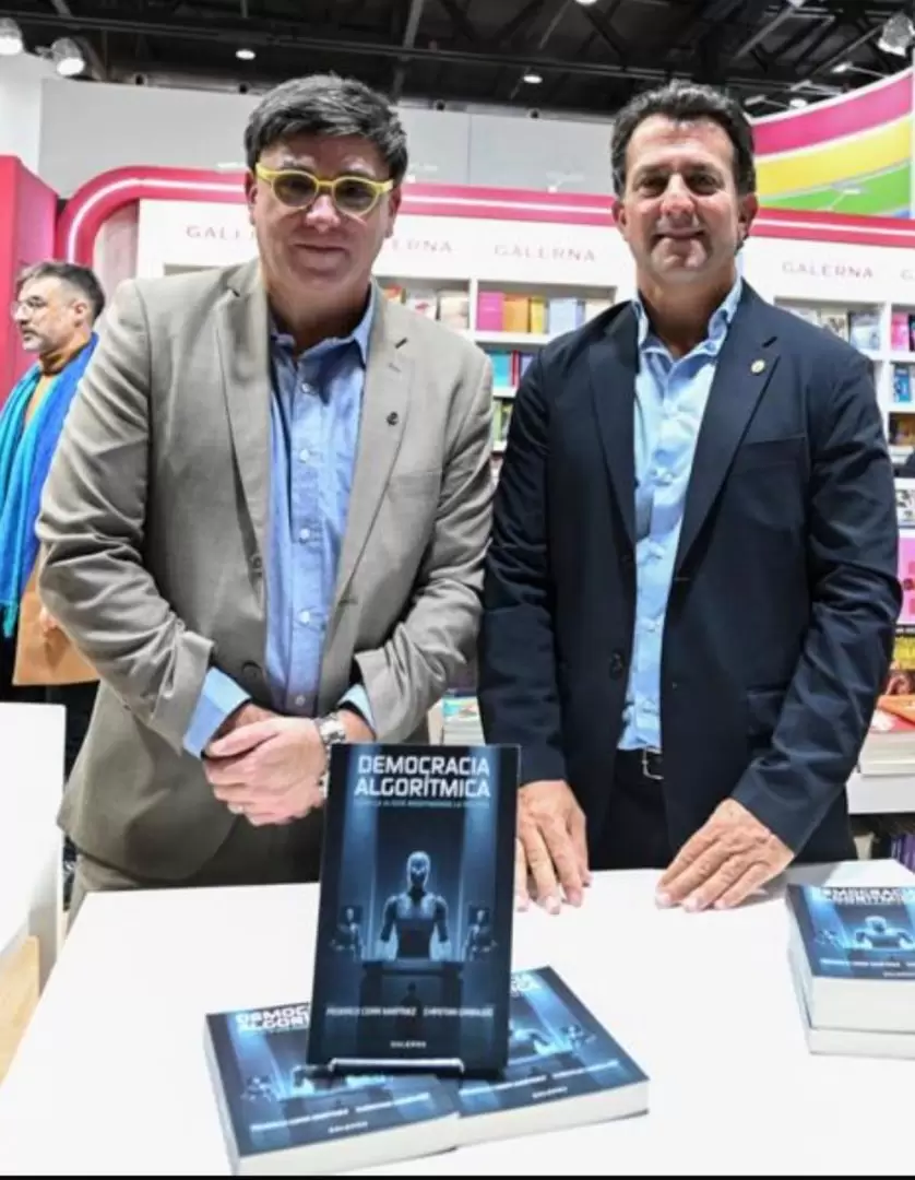 Gribaudo present� "Democracia Algor�tmica", su libro sobre IA