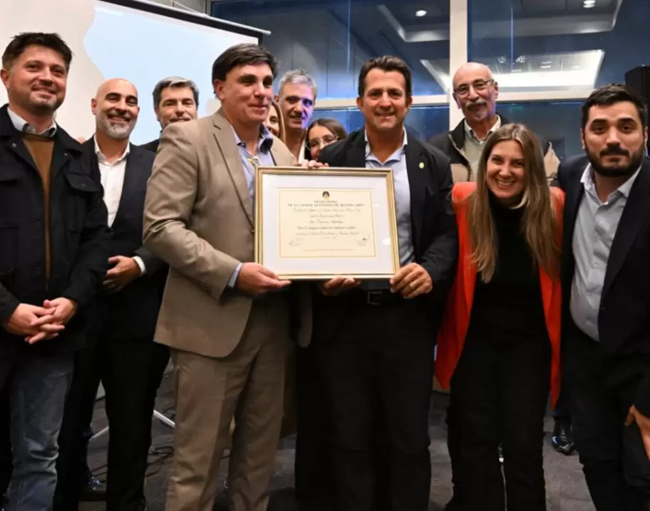 Gribaudo present� "Democracia Algor�tmica", su libro sobre IA