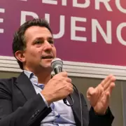Gribaudo present� "Democracia Algor�tmica" en la Feria del Libro y advirti� sobre el impacto pol�tico de la IA