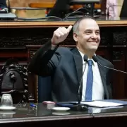 Adorni se atrinchera ante las denuncias por su patrimonio y acusa una "carnicer�a medi�tica": "La causa no tiene gollete"