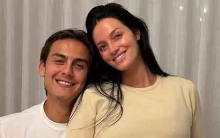 Paulo Dybala y Oriana Sabatini