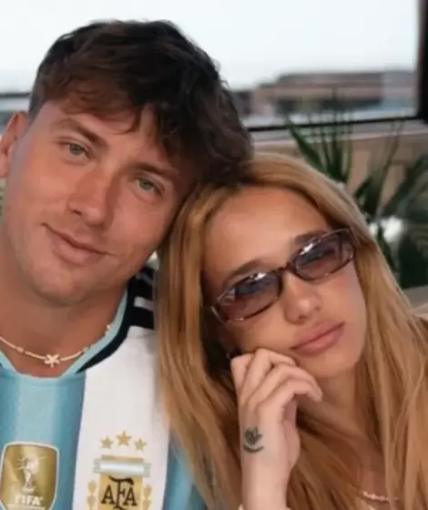 Marcos Giles junto a su pareja �ngela Torres.