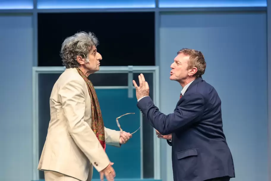 Diego Peretti pas� por el quir�fano, suspendi� funciones y ya se recupera