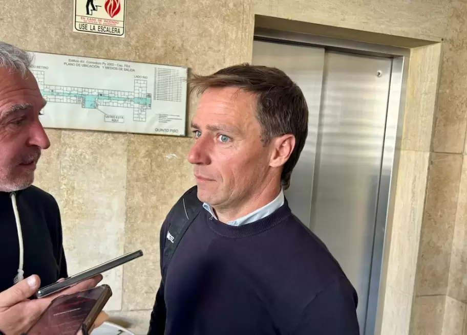El contratista Mat�as Tabar confirm� ante la Justicia que Manuel Adorni le pag� US$ 245.000 en efectivo por los arreglos en su casa en Indio Cua.