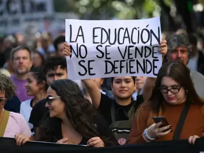 La UBA denunci� un colapso inminente en sus hospitales por el ajuste del Gobierno