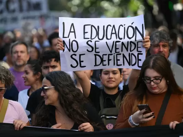 La UBA denunci� un colapso inminente en sus hospitales por el ajuste del Gobierno