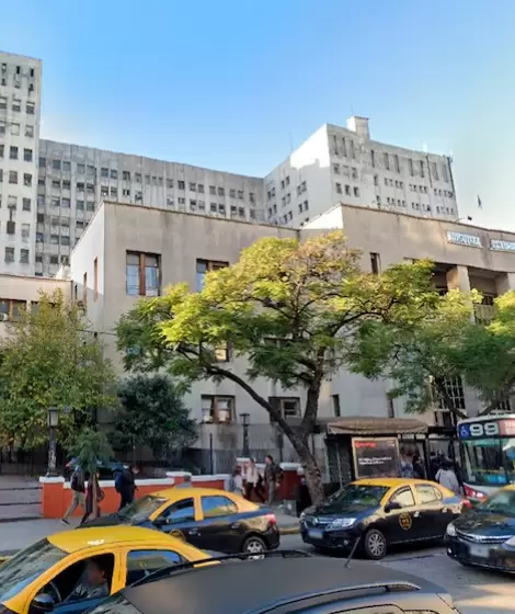 La UBA denunci� un colapso inminente en sus hospitales por el ajuste del Gobierno
