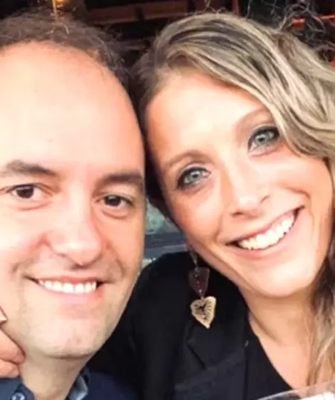 Manuel Adorni y Bettina Angeletti
