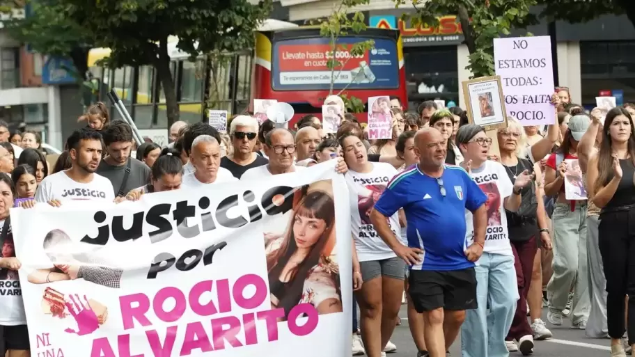 Roc�o Alvarito muri� en febrero tras caer desde el balc�n