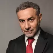 Majul se pregunt� si la situaci�n de Adorni "no es insostenible" y desliz� que le minti� a Milei y Karina