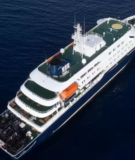Evac�an pacientes de un crucero aislado por un brote de hantavirus que ya dej� tres muertos