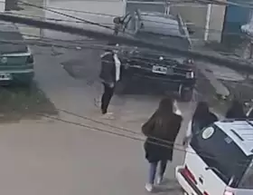 Una nena de 12 a�os fue hallada desmayada y con graves lesiones en Rosario