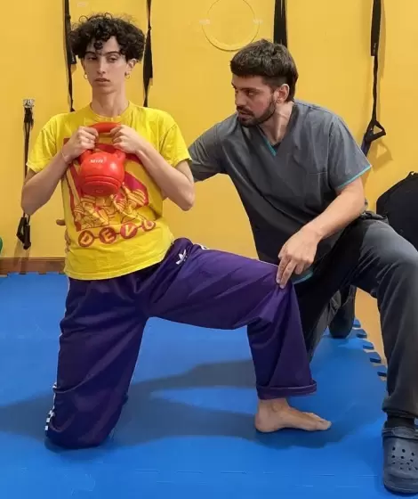 Kevin Bettini, el kinesi�logo que mezcla actuaci�n, cuerpo y movimiento