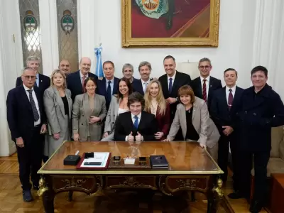 Javier Milei encabez� una reuni�n de gabinete para apoyar y respaldar a Manuel Adorni.