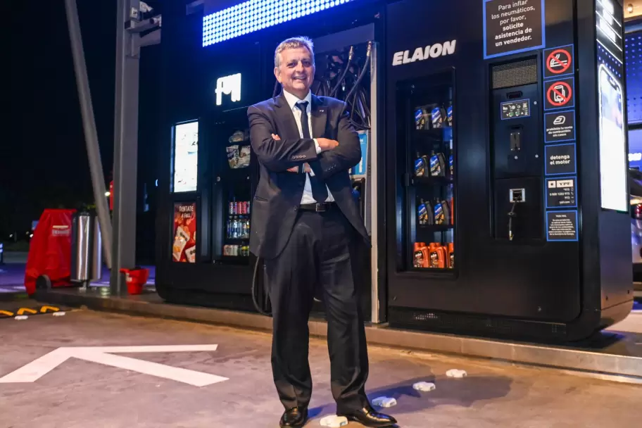 YPF lanz� "Black", su nuevo formato premium de estaciones de servicio: "Elevamos el est�ndar en la Argentina"