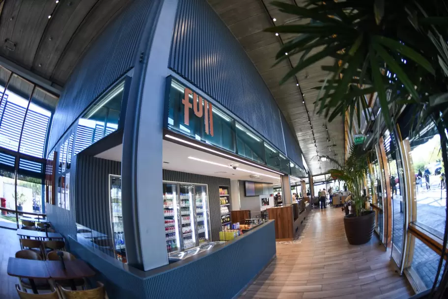 YPF lanz� "Black", su nuevo formato premium de estaciones de servicio: "Elevamos el est�ndar en la Argentina"