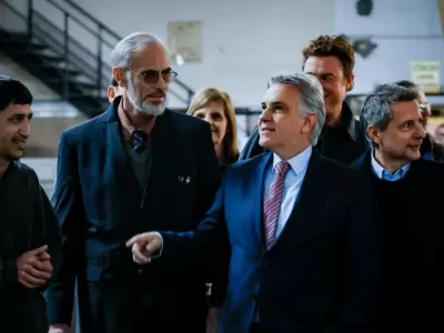 "Destruir, desfinanciar o asfixiar las escuelas t�cnicas es sacrificar el presente y el futuro de la industria nacional", asegur� Llaryora.