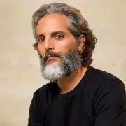 Joaquín Furriel desde la Marcha Universitaria: "Este sistema democrático no me enorgullece"