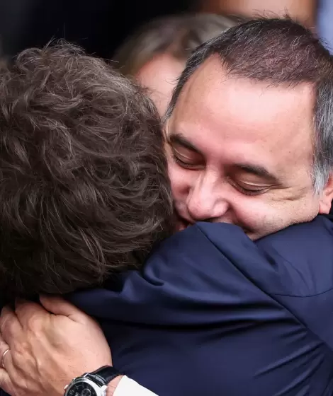 Manuel Adorni y Javier Milei