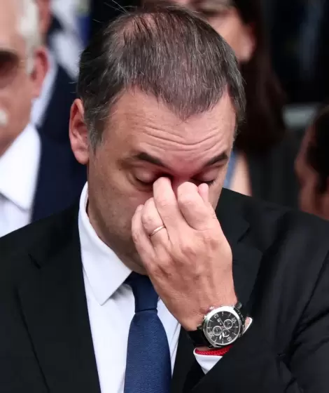 Manuel Adorni est� cada vez m�s golpeado por la poca aceptaci�n de la teor�a del enriquecimiento v�a Bitcoins.
