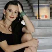 Laura Azcurra lamentó los "acosos" que sufrió en el medio: "Nos sentíamos incómodas pero nos reíamos"