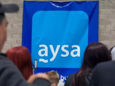 AySA en venta: Milei acelera la privatizaci�n del agua