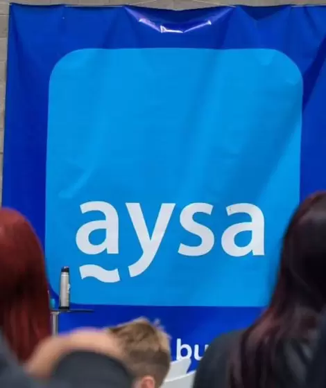 AySA en venta: Milei acelera la privatizaci�n del agua