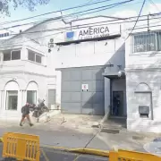 Malcorra fue hasta radio La Red para increpar a Gustavo L�pez: hubo gritos y tensi�n en plena calle