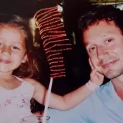 Benjam�n Vicu�a emocion� con una desgarradora carta para su hija Blanca: "El mar me trajo un secreto"