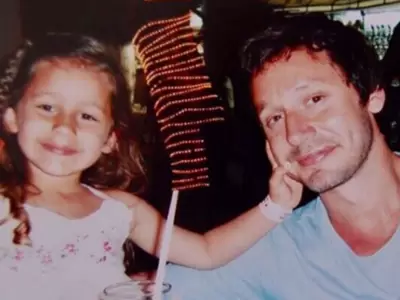 Benjam�n Vicu�a con su hija Blanca