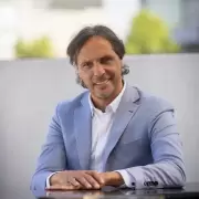 "Lo est�n apretando": Gustavo L�pez rompi� el silencio tras el cruce con Malcorra y revel� qu� pas� en la puerta de la radio