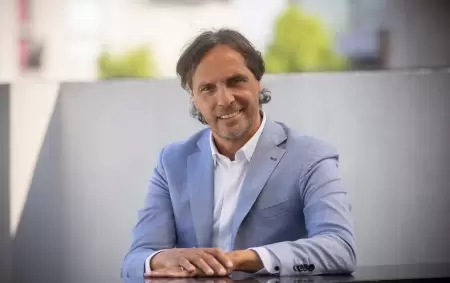 Gustavo L�pez