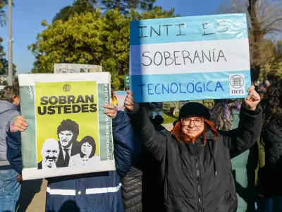 Trabajadores del INTI en pie de lucha