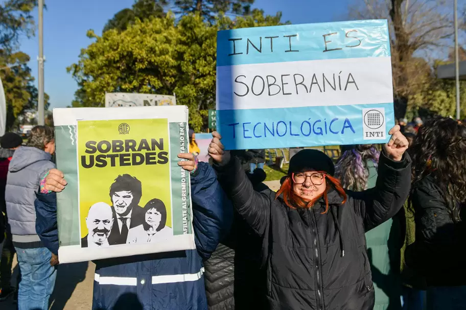 Trabajadores del INTI en pie de lucha
