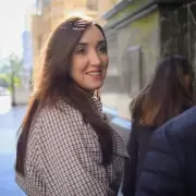 Victoria Villarruel le tiró todo su veneno a Adorni: "Estamos esperando su declaración jurada"
