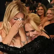 "Soporten": Wanda Nara redobl� la apuesta tras el esc�ndalo en los Mart�n Fierro y su mam� sali� con los tapones de punta