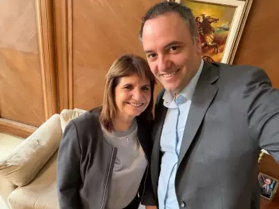 Patricia Bullrich y Manuel Adorni