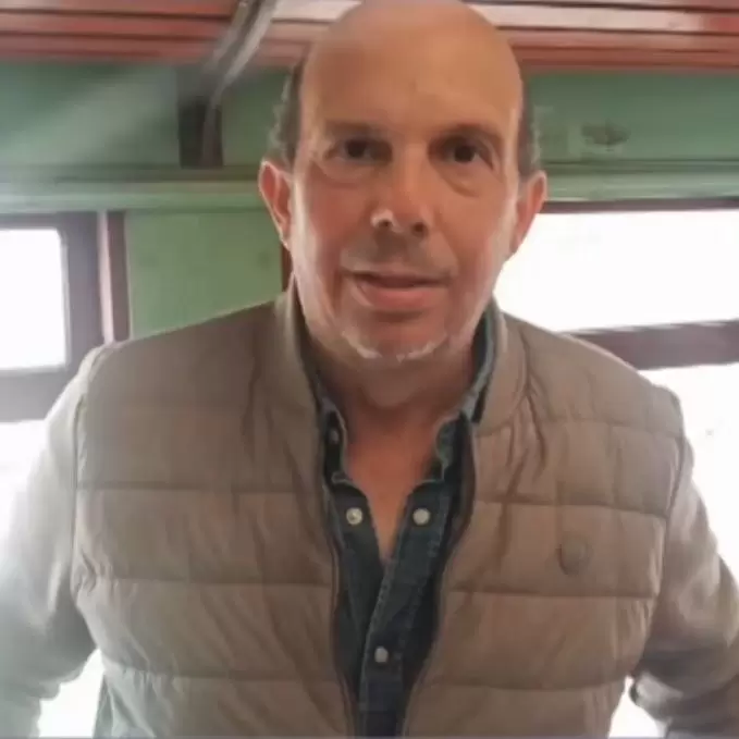 Detuvieron a un argentino por mensajes racistas sobre un niño de 7 años