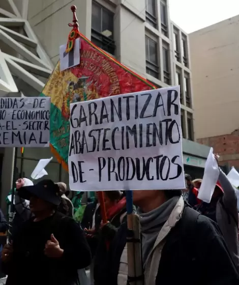 Bolivia al l�mite: hambre y rutas bloqueadas