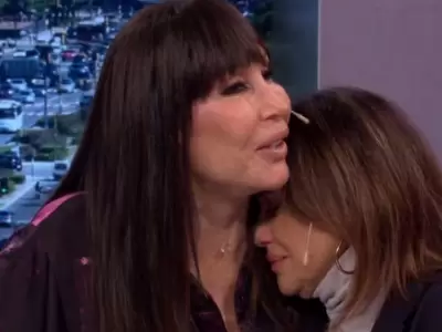 Moria Cas�n consuela a Mar�a Fernanda Callej�n tras referirse a su separaci�n con Ricardo Diotto.