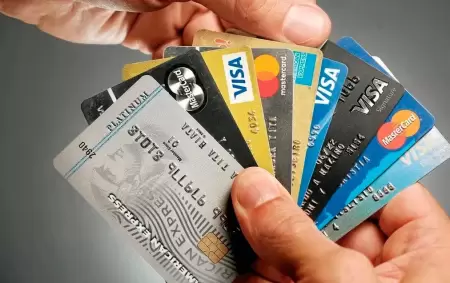Deudas con tarjeta de cr�dito