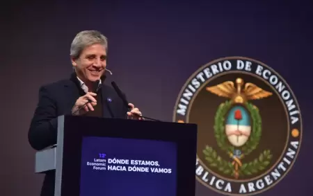 Luis Caputo en el Latam Economic Forum