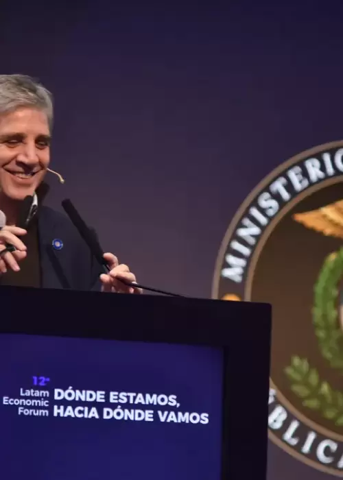 Luis Caputo en el Latam Economic Forum