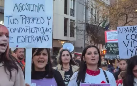 La comunicad educativa cordobesa se moviliz� por el caso de Agostina Vega