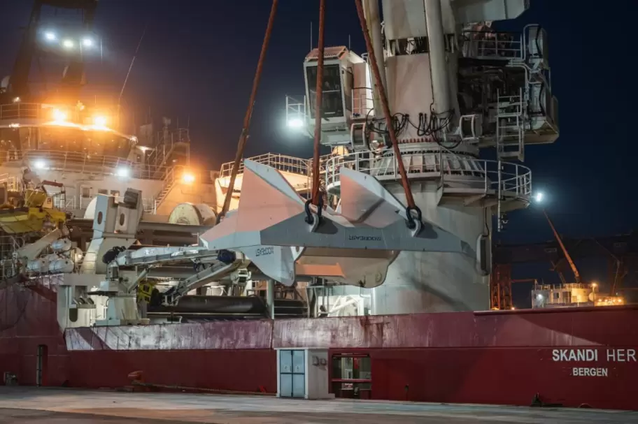 YPF completó en Puerto Quequén