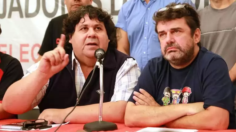 Néstor Segovia junto al ya fallecido Beto Pianelli de la Asociación Gremial de Trabajadores de Subtes y Premetros.